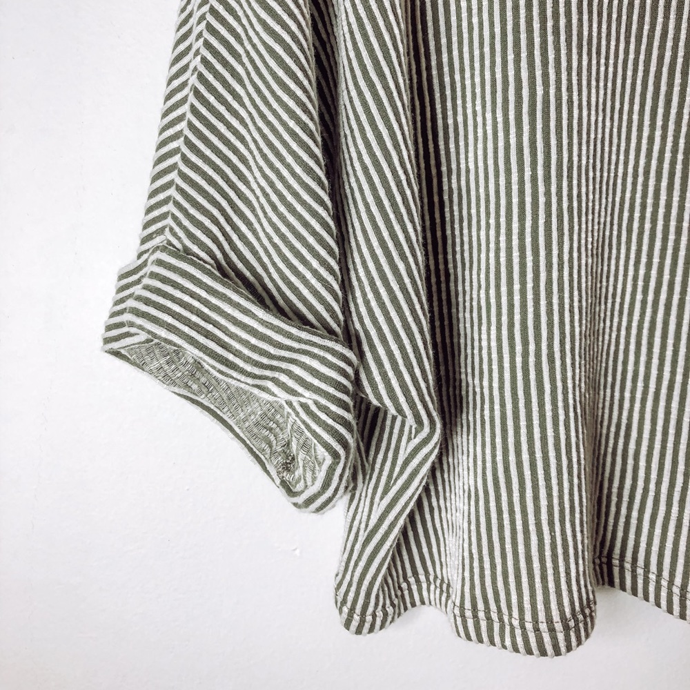 Cropped Striped Tee